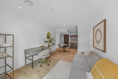 Exchange Gardens, Vauxhall - SW8 view 3