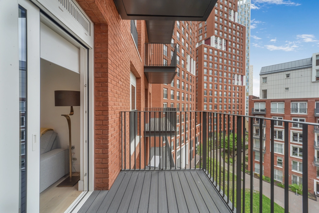 1 bedroom apartments/flats for sale in Exchange Gardens, Vauxhall - SW8 view 14