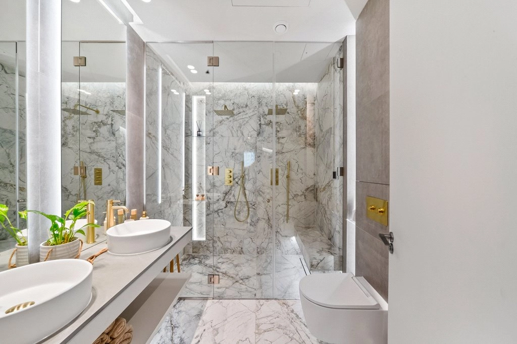 2 bedrooms apartments/flats for sale in Vinery Way, Hammersmith - W6 view 7