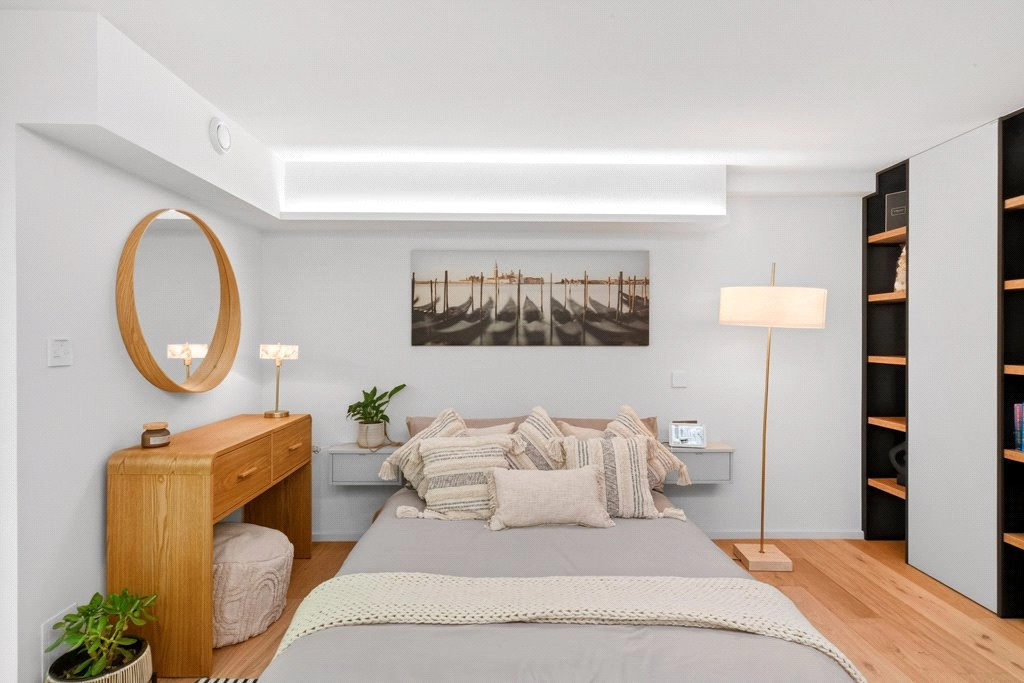 2 bedrooms apartments/flats for sale in Vinery Way, Hammersmith - W6 view 17