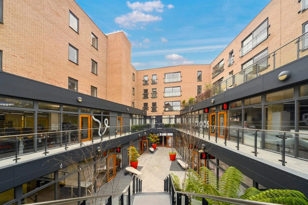 2 bedrooms apartments/flats for sale in Vinery Way, Hammersmith - W6 view 8