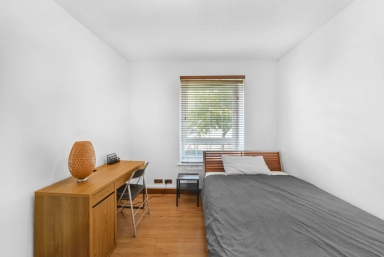 Meadow Road, Vauxhall - SW8 view 11