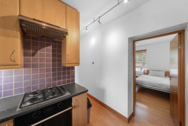 Meadow Road, Vauxhall - SW8 view 10