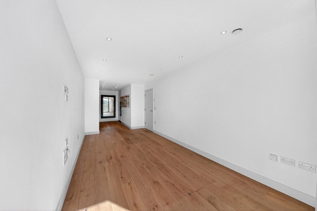 2 bedrooms apartments/flats for sale in Balham High Road, London - SW17 view 9