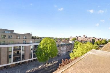 Balham High Road, London - SW17 view 8