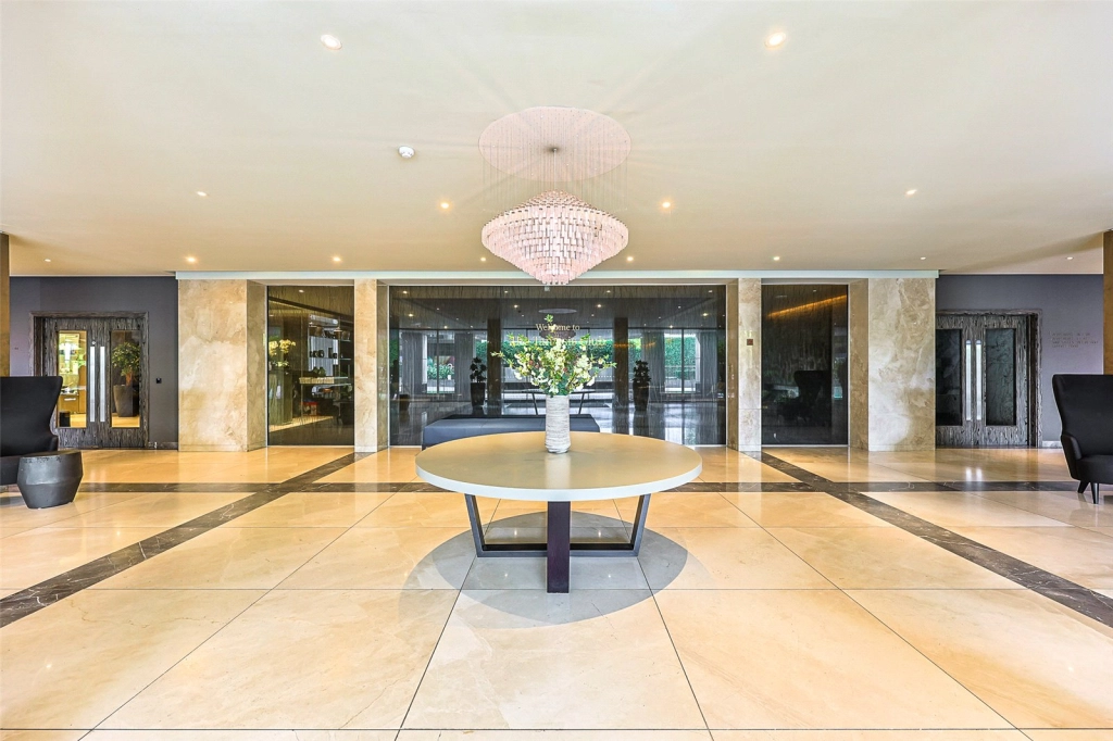 2 bedrooms apartments/flats for sale in Parr's Way, Hammersmith - W6 view 23