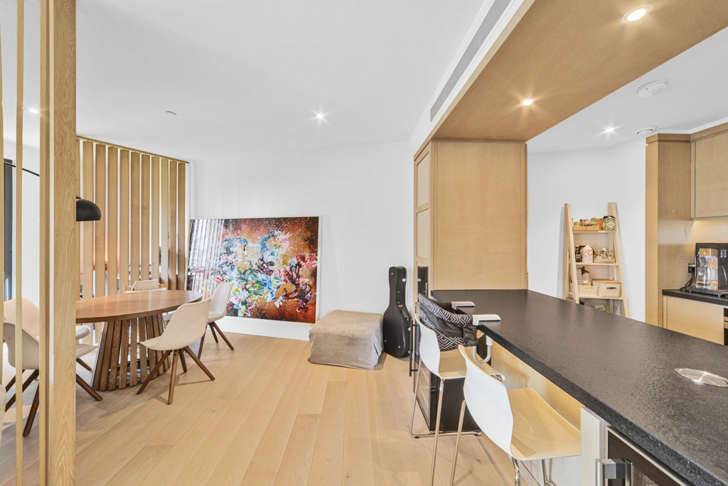 2 bedrooms apartments/flats for sale in Viaduct Gardens, Nine Elms - SW11 view 12