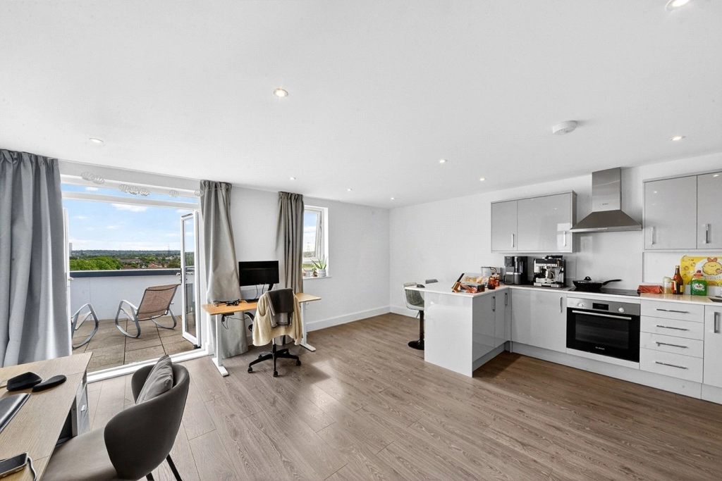 1 bedroom apartments/flats for sale in Milner Road, South Wimbledon - SW19 view 2