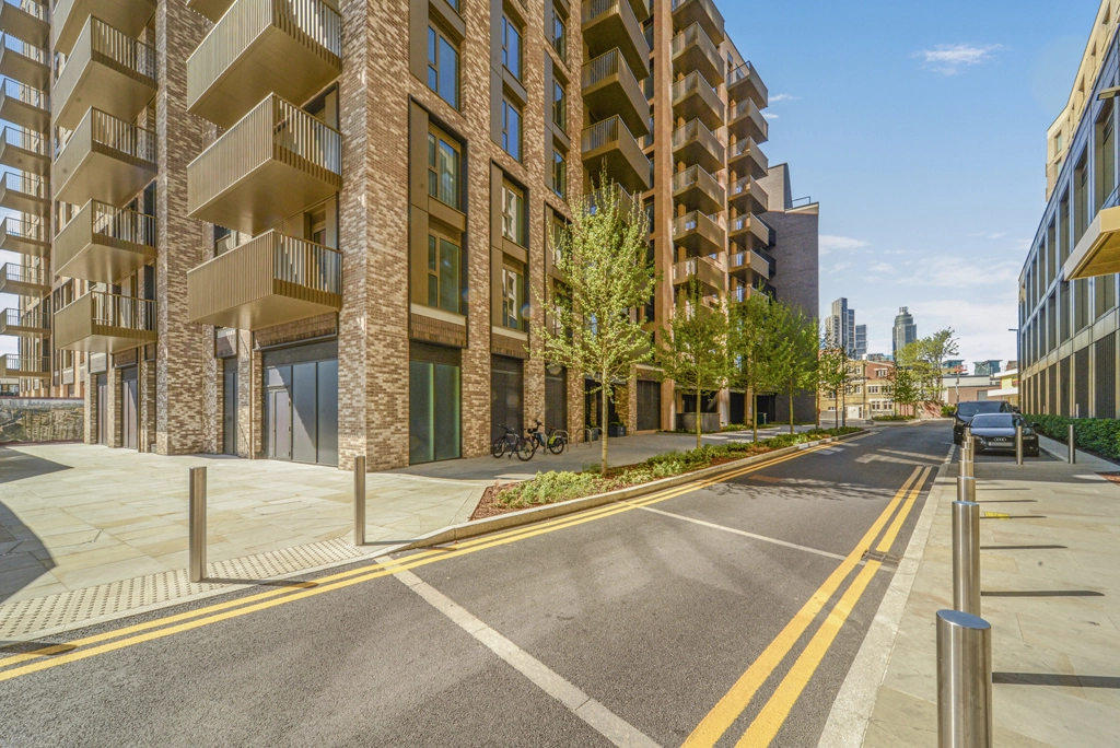 2 bedrooms apartments/flats for sale in Gasholder Place, Vauxhall - SE11 view 8