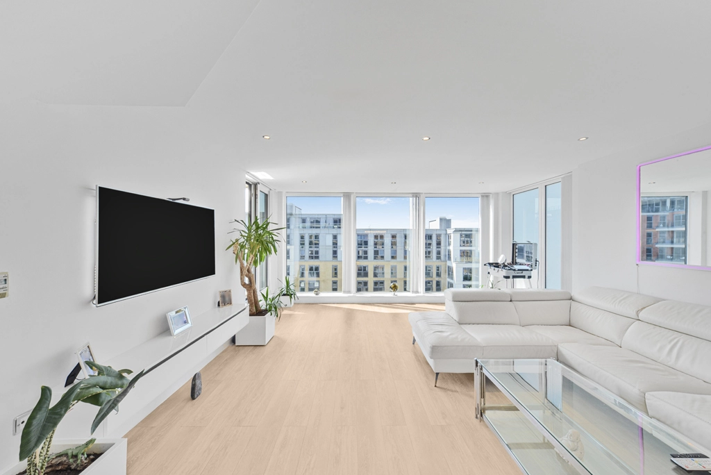 2 bedrooms apartments/flats for sale in The Boulevard, Imperial Wharf - SW6 view 2