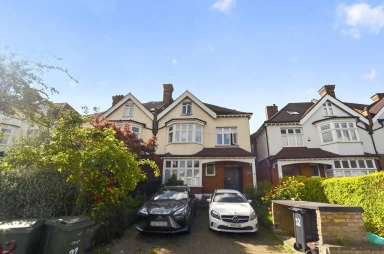 Becmead Avenue, Streatham - SW16 view 8