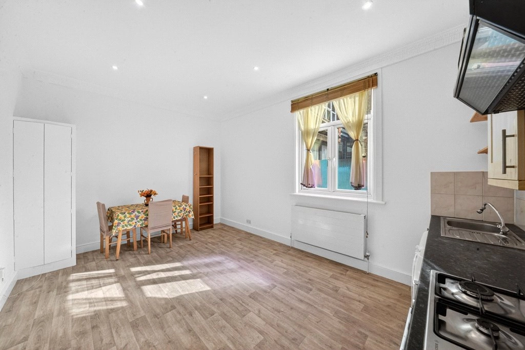 1 bedroom apartments/flats for sale in Becmead Avenue, Streatham - SW16 view 9