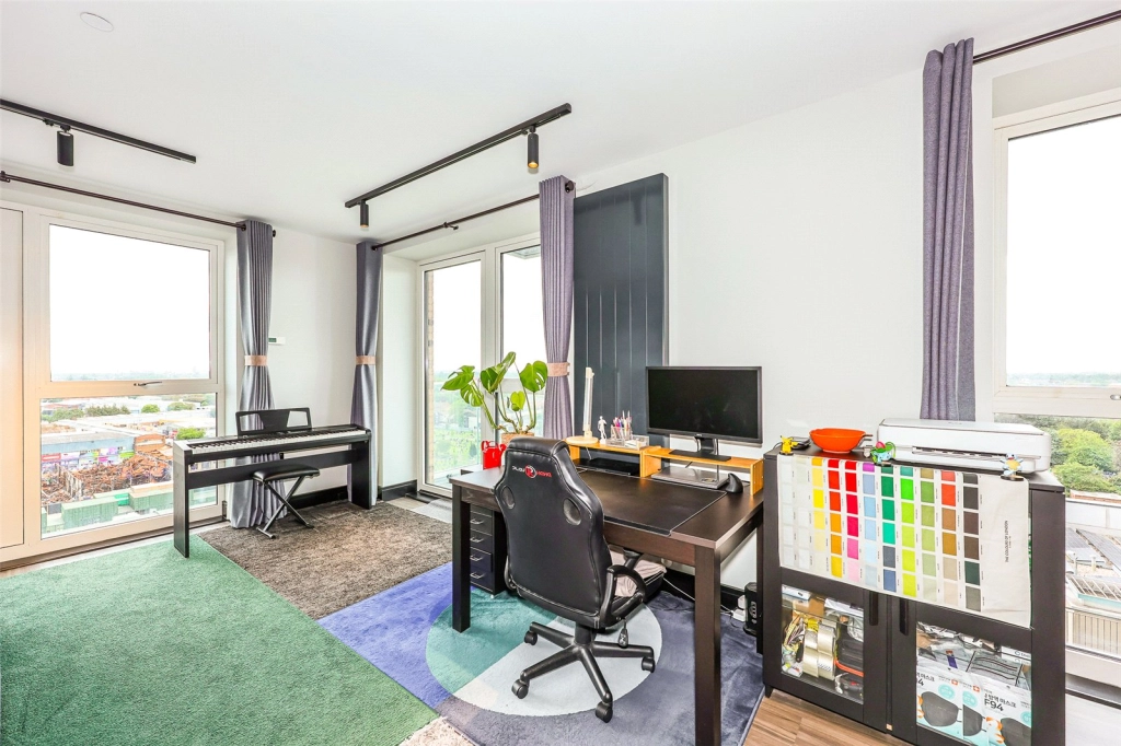 1 bedroom apartments/flats for sale in Merrick Road, Southall - UB2 view 3
