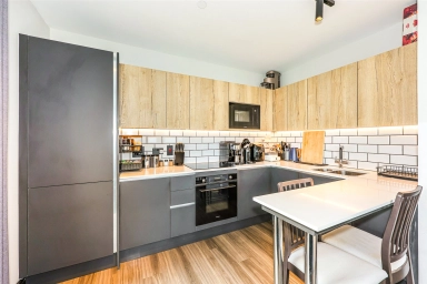 Merrick Road, Southall - UB2 view 7