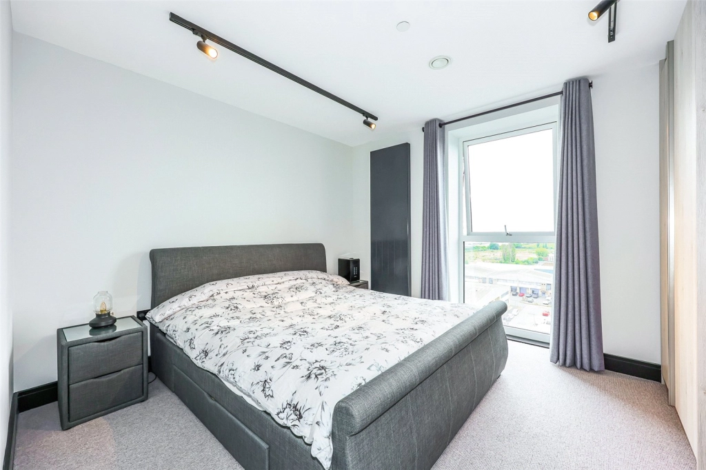 1 bedroom apartments/flats for sale in Merrick Road, Southall - UB2 view 16