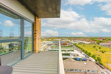 Merrick Road, Southall - UB2 view 9