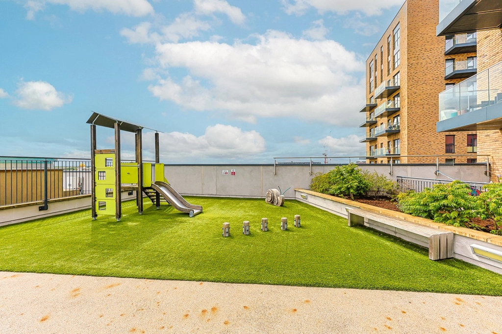 1 bedroom apartments/flats for sale in Merrick Road, Southall - UB2 view 20
