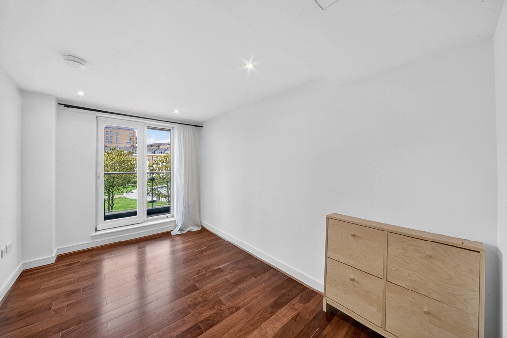 2 bedrooms apartments/flats for sale in Lensbury Avenue, Imperial Wharf - SW6 view 4