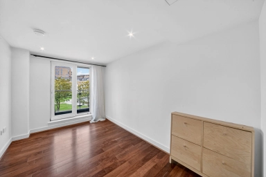 Lensbury Avenue, Imperial Wharf - SW6 view 4
