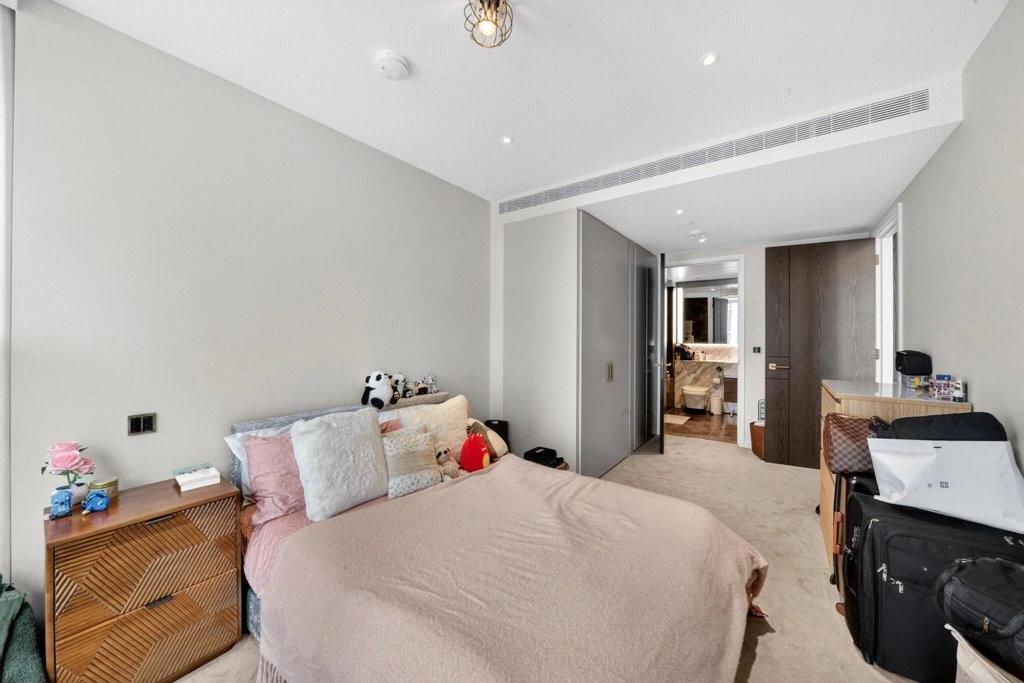 2 bedrooms apartments/flats for sale in Carnation Way, Nine Elms - SW8 view 12
