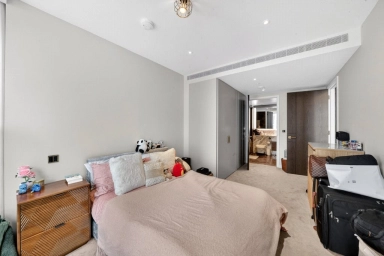 Carnation Way, Nine Elms - SW8 view 12