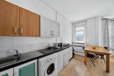 Stanthorpe Road, Streatham - SW16 view 13