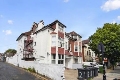 Stanthorpe Road, Streatham - SW16 view 1