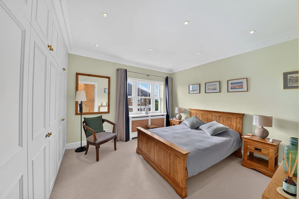 4 bedrooms apartments/flats for sale in Trinity Church Road, Barnes - SW13 view 16