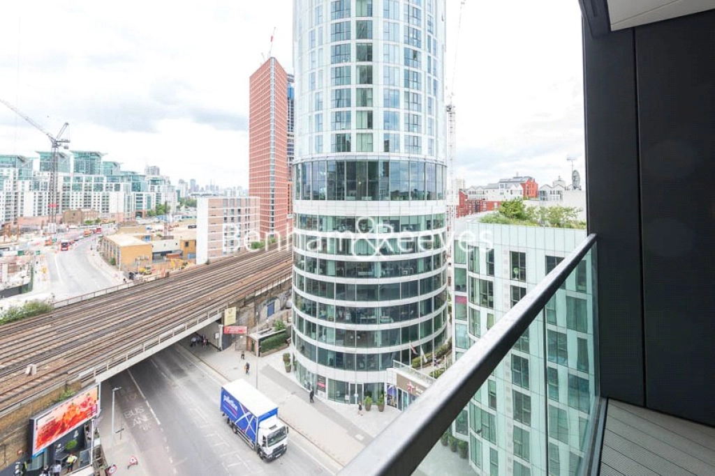 2 bedrooms apartments/flats for sale in Wandsworth Road, London - SW8 view 10