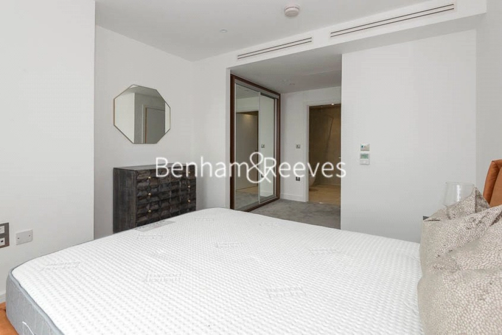 2 bedrooms apartments/flats for sale in Wandsworth Road, London - SW8 view 5