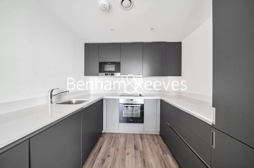 2 bedrooms apartments/flats for sale in Saffron Central Square, Croydon - CR0 view 3