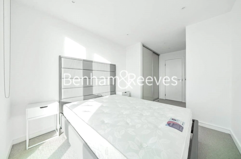 2 bedrooms apartments/flats for sale in Saffron Central Square, Croydon - CR0 view 5