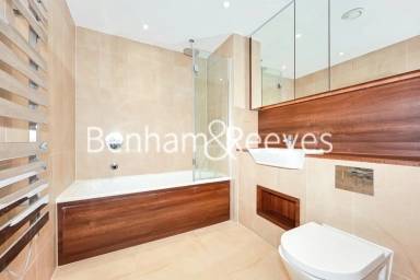Wandsworth Road, London - SW8 view 6