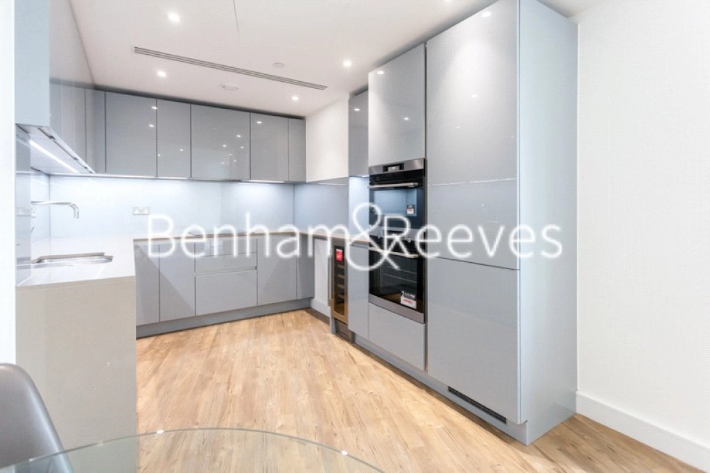 1 bedroom apartments/flats for sale in Wandsworth Road, London - SW8 view 2