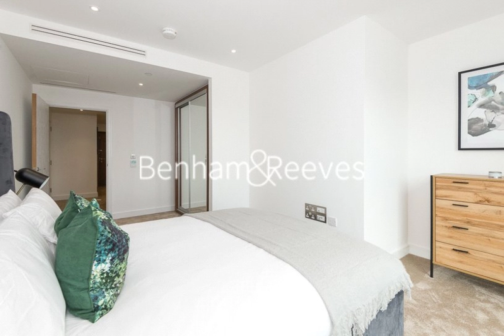 1 bedroom apartments/flats for sale in Wandsworth Road, London - SW8 view 6