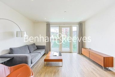 Wandsworth Road, London - SW8 view 1