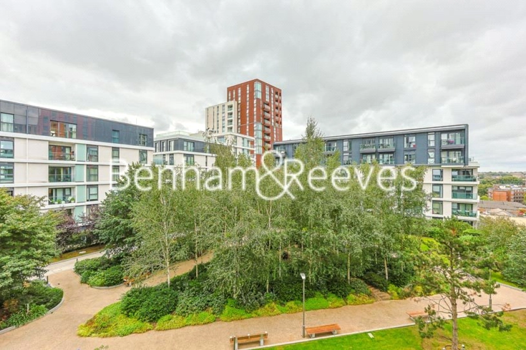2 bedrooms apartments/flats for sale in Wandsworth Road, London - SW8 view 10