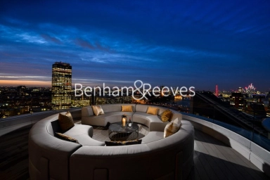 Albert Embankment, London - SE1 view 3