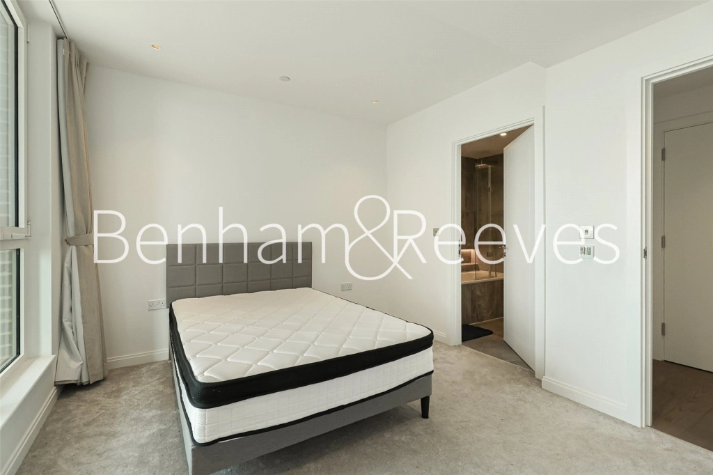 2 bedrooms apartments/flats for sale in Gasholder Place, London - SE11 view 5
