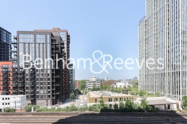 Wandsworth Road, London - SW8 view 9