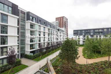 Wandsworth Road, London - SW8 view 11
