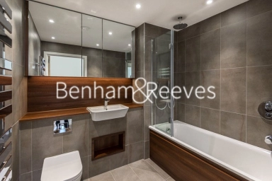Wandsworth Road, London - SW8 view 6