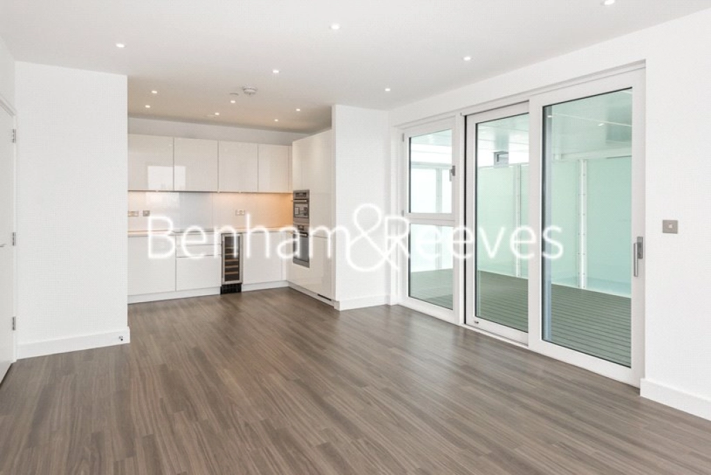 2 bedrooms apartments/flats for sale in Wandsworth Road, London - SW8 view 2