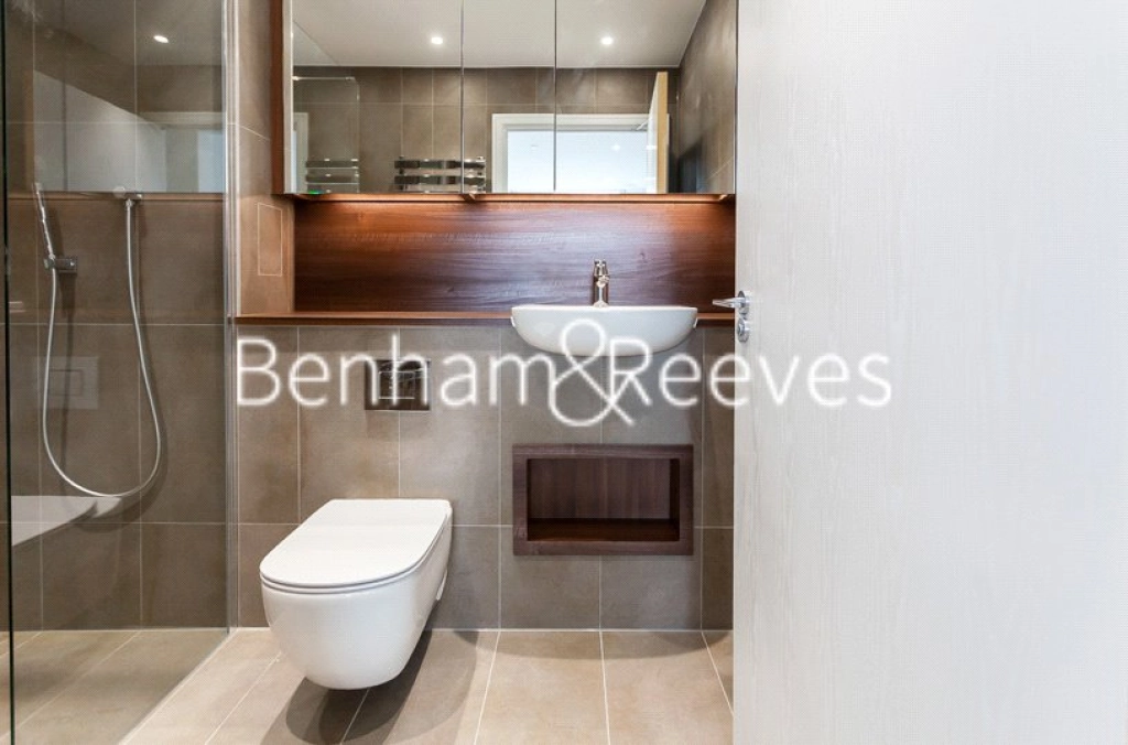 3 bedrooms apartments/flats for sale in Wandsworth Road, London - SW8 view 7