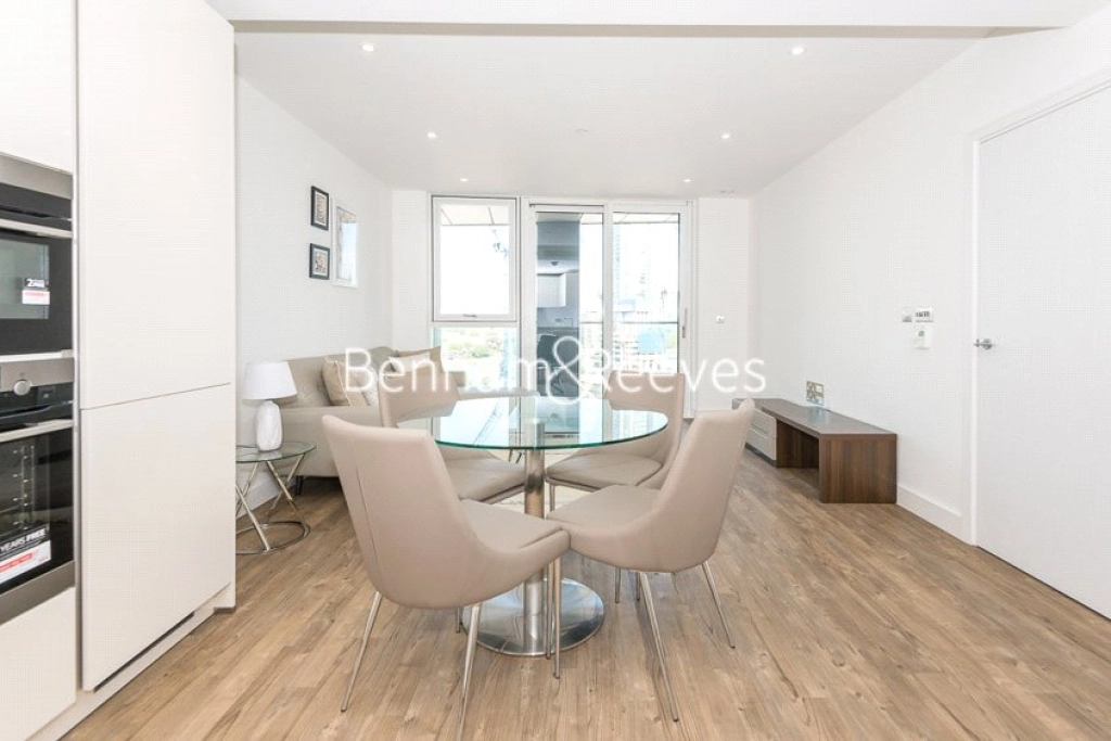 1 bedroom apartments/flats for sale in Wandsworth Road, London - SW8 view 5