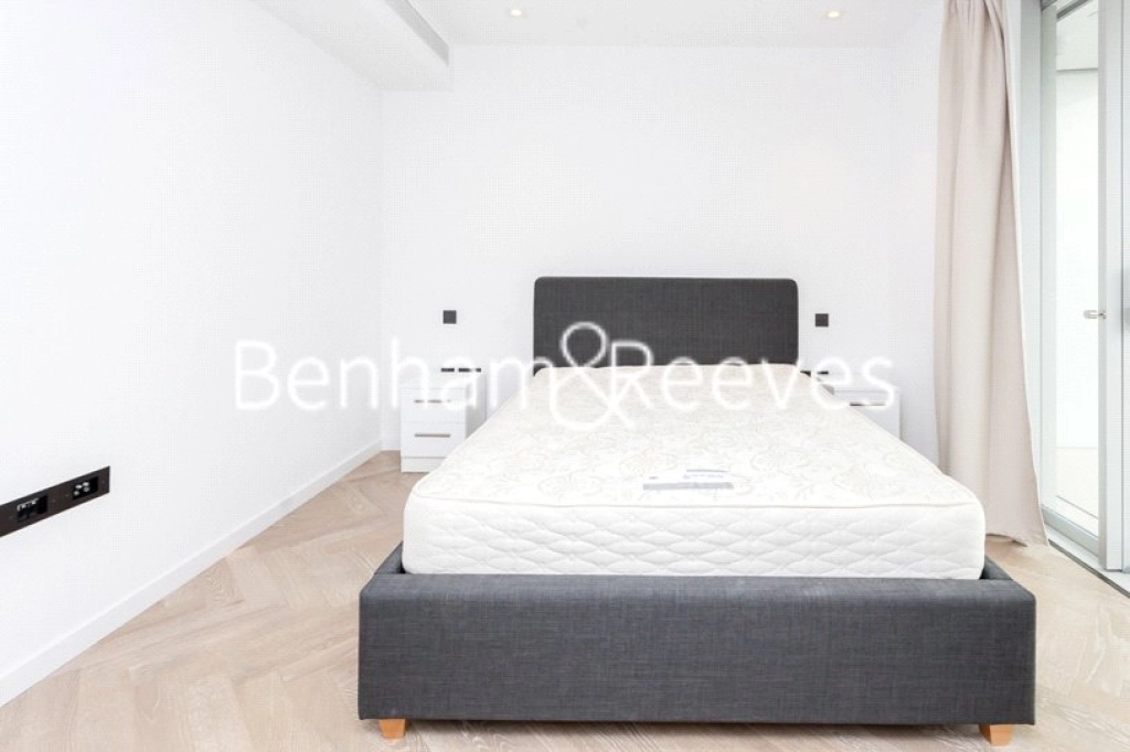 1 bedroom apartments/flats for sale in Circus Road West, London - SW11 view 8