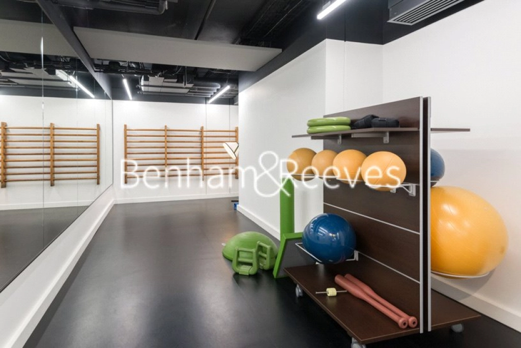 1 bedroom apartments/flats for sale in Circus Road West, London - SW11 view 15