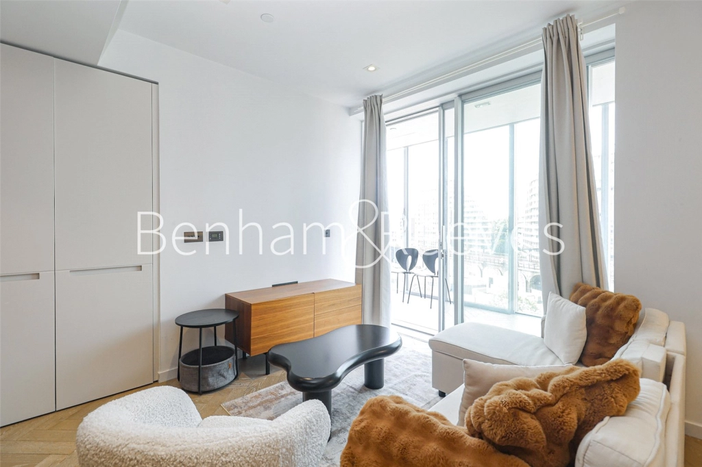 1 bedroom apartments/flats for sale in Circus Road West, London - SW11 view 3