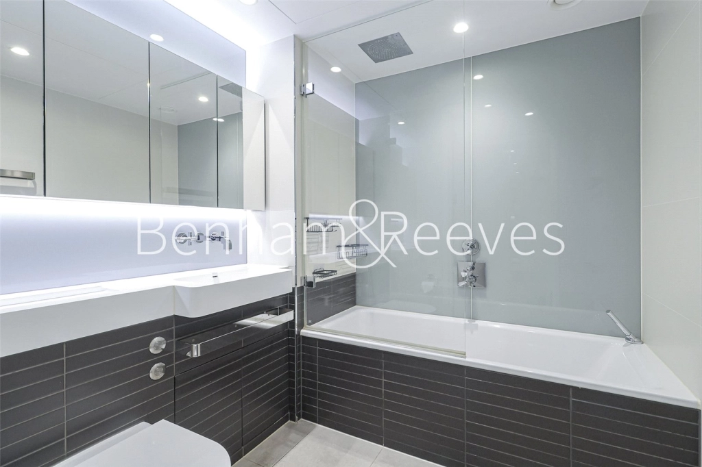 1 bedroom apartments/flats for sale in Circus Road West, London - SW11 view 9