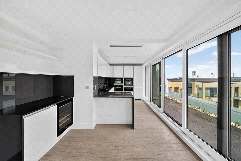 3 bedrooms apartments/flats for sale in Central Avenue, Imperial Wharf - SW6 view 10